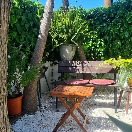 Apartment Cozy Garden T1 Near The *
