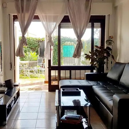 Apartment Cozy Garden T1 Near The